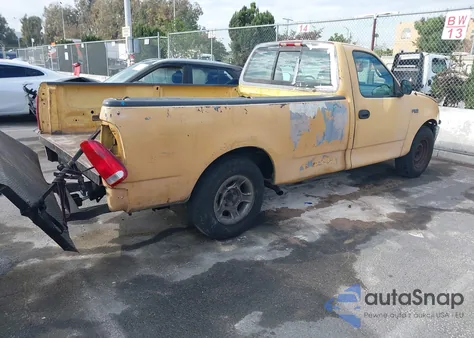 1997 Ford F-150 Lariat/Standard/Xl/Xlt z USA, uszkodzony, nr VIN 1FTDF17W1VKD04448